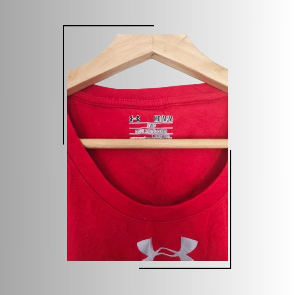 Polera S/mangas Hombre UA Talla M